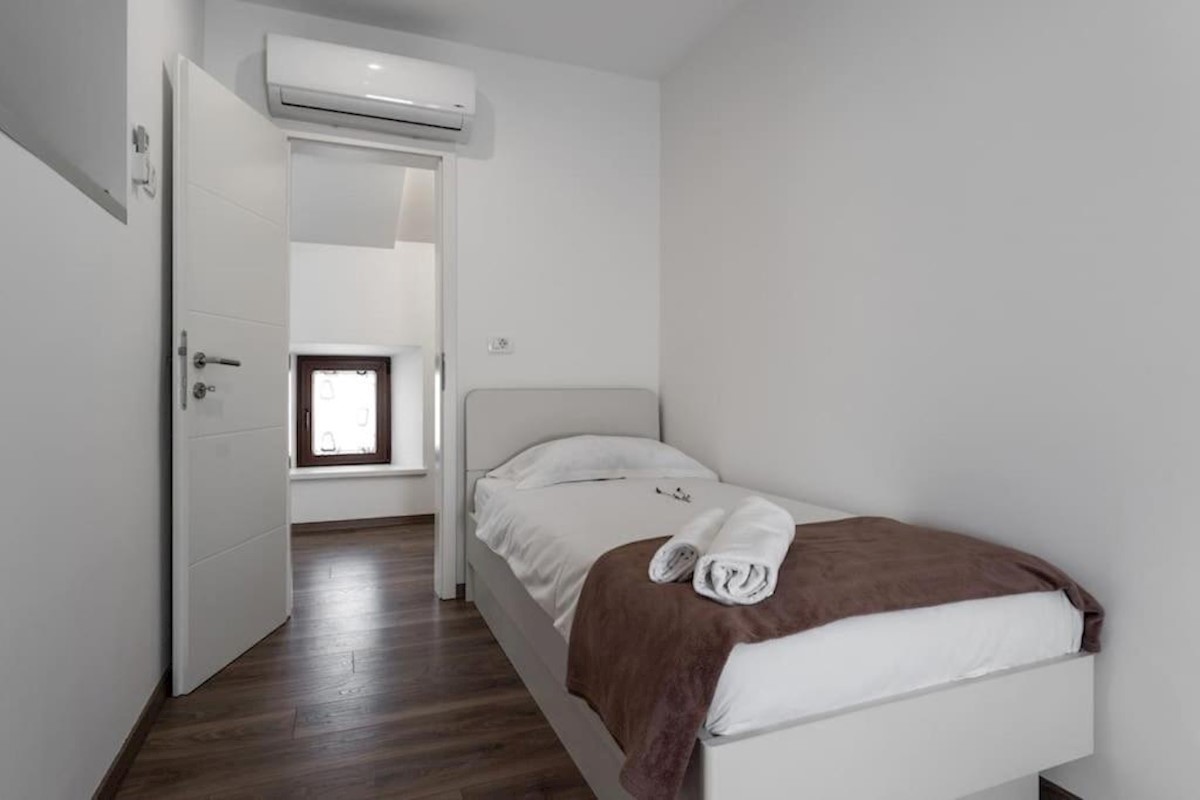 House For sale - ISTARSKA UMAG