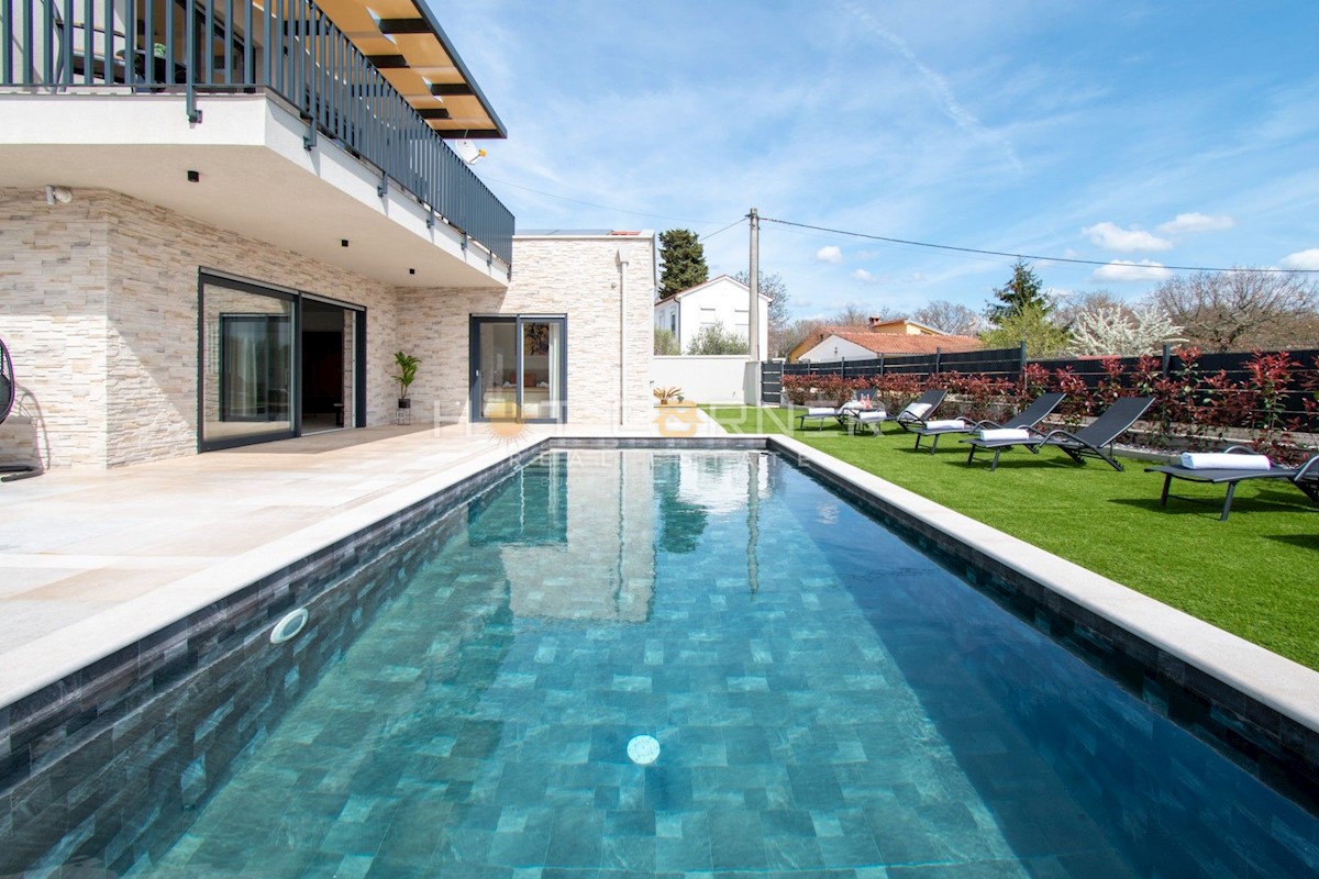 House For sale - Istarska Poreč - foto 1/57