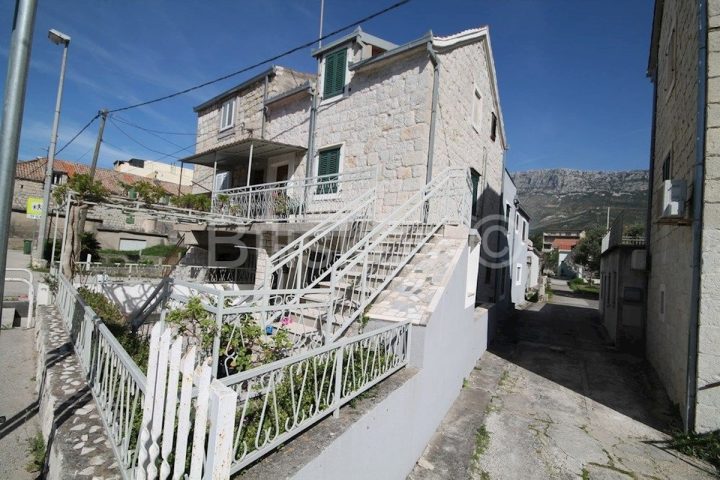 Maison à vendre 244 m² – Kaštel Sućurac