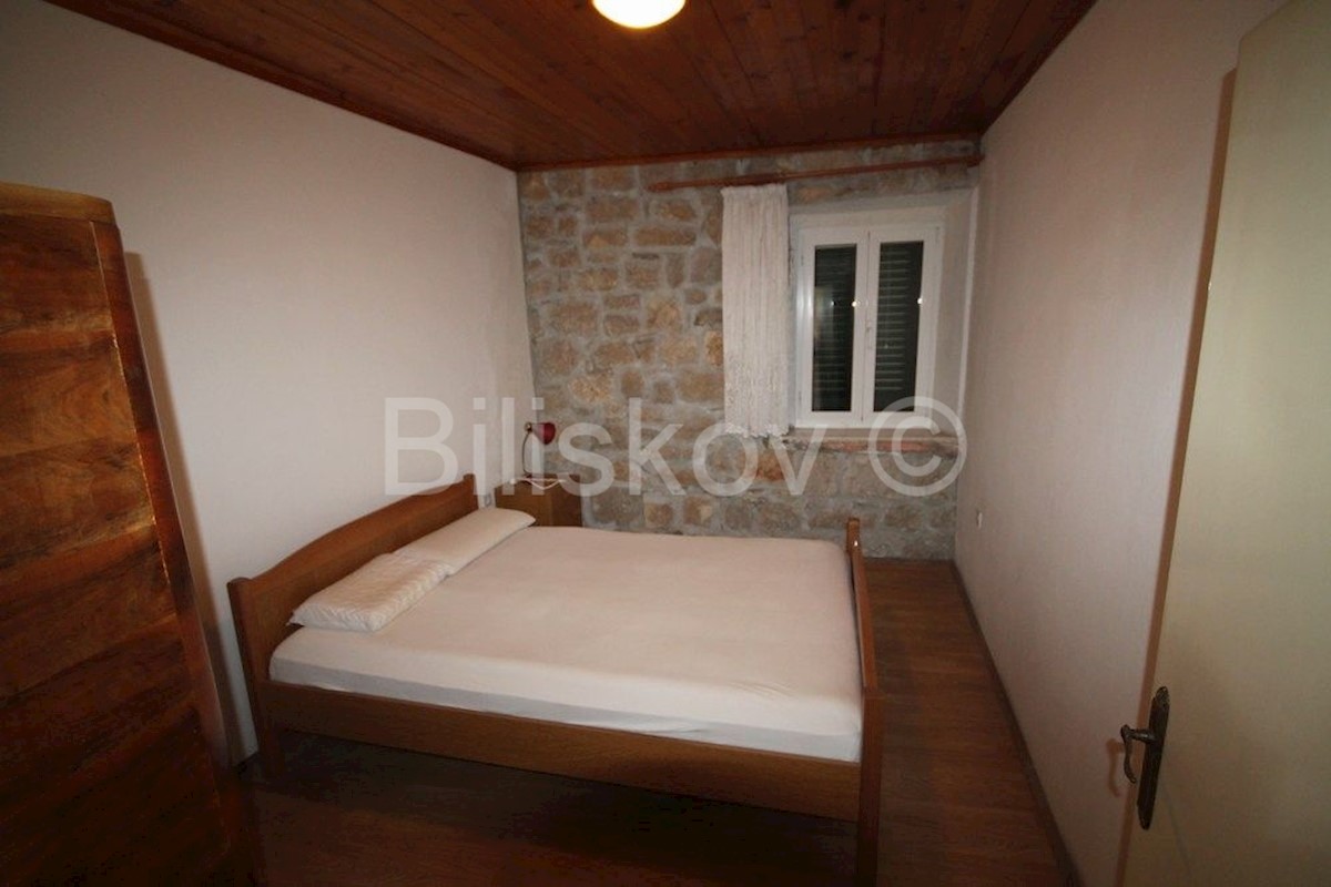 House For sale - SPLITSKO-DALMATINSKA KAŠTELA