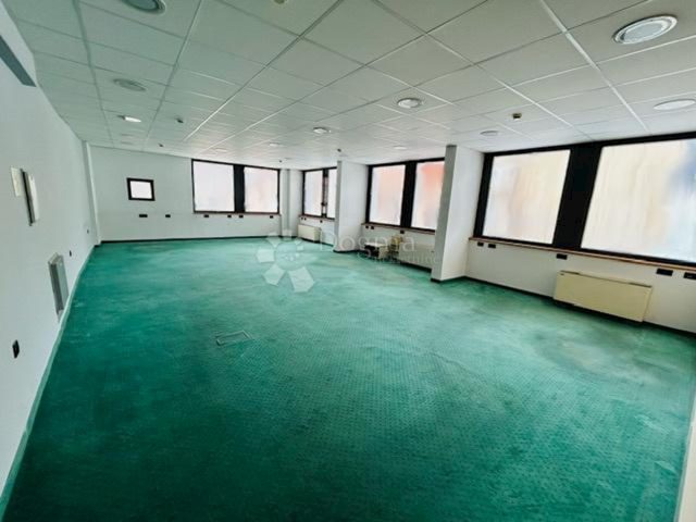 Gewerbefläche zu vermieten 123 m² – Rijeka