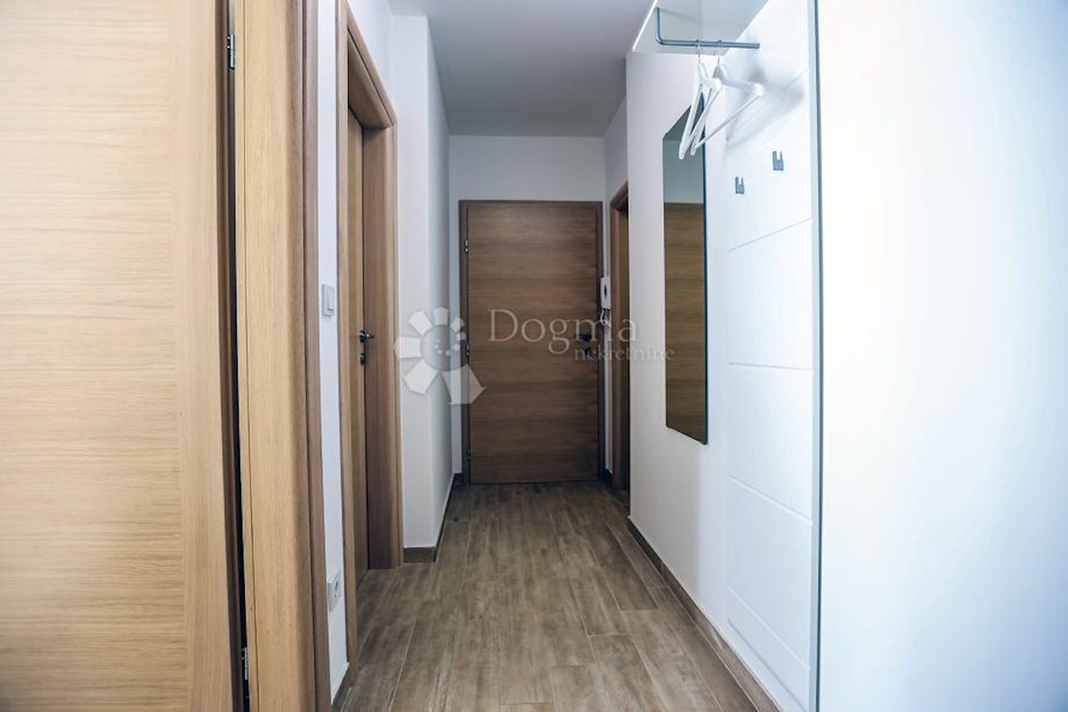 Flat For sale - PRIMORSKO-GORANSKA RAB