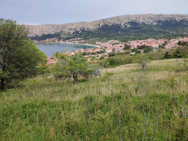 Parcela na predaj 361 m² – Baška