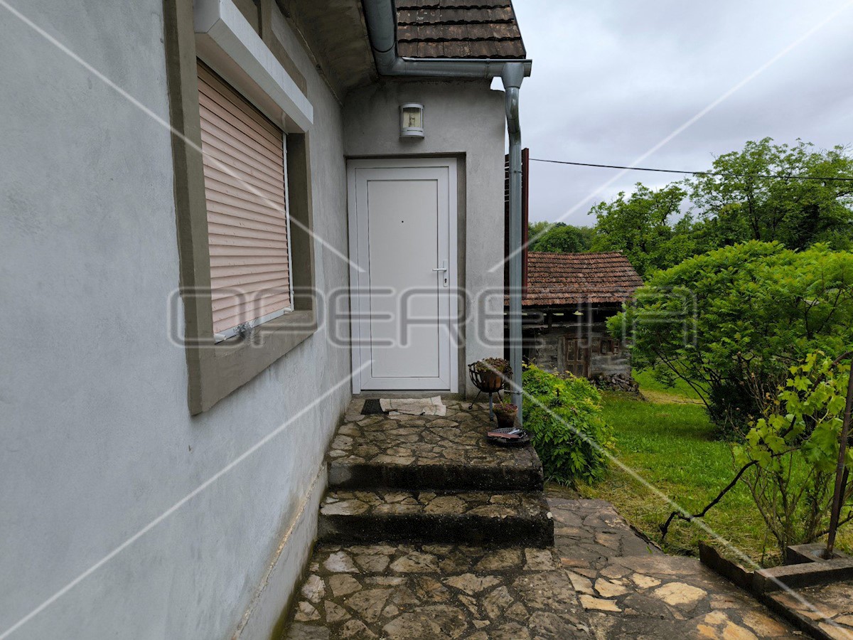 House For sale - KARLOVAČKA OZALJ