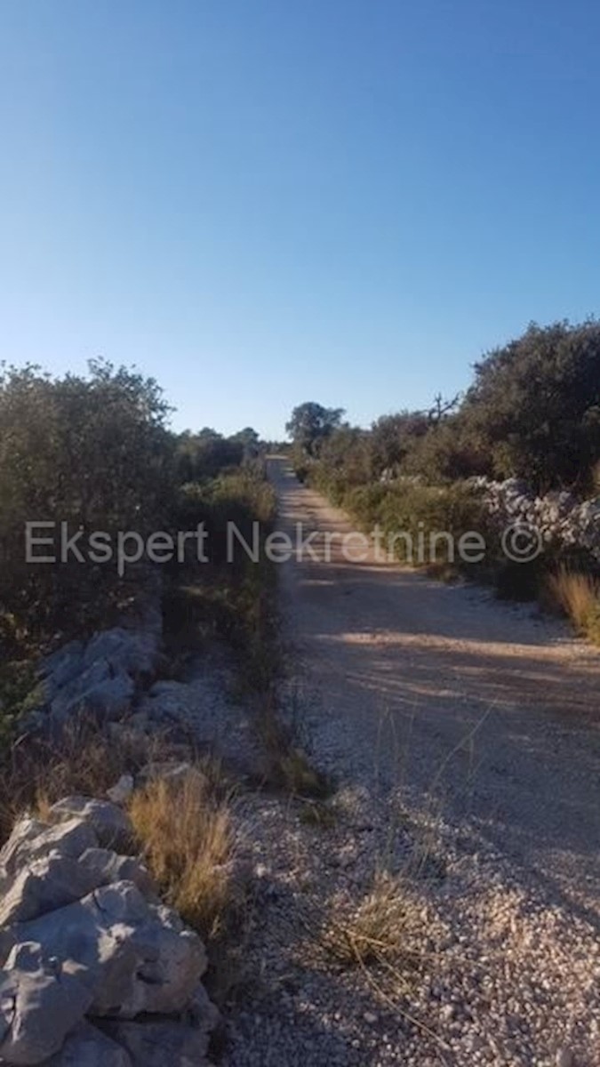 Land For sale - ŠIBENSKO-KNINSKA ROGOZNICA