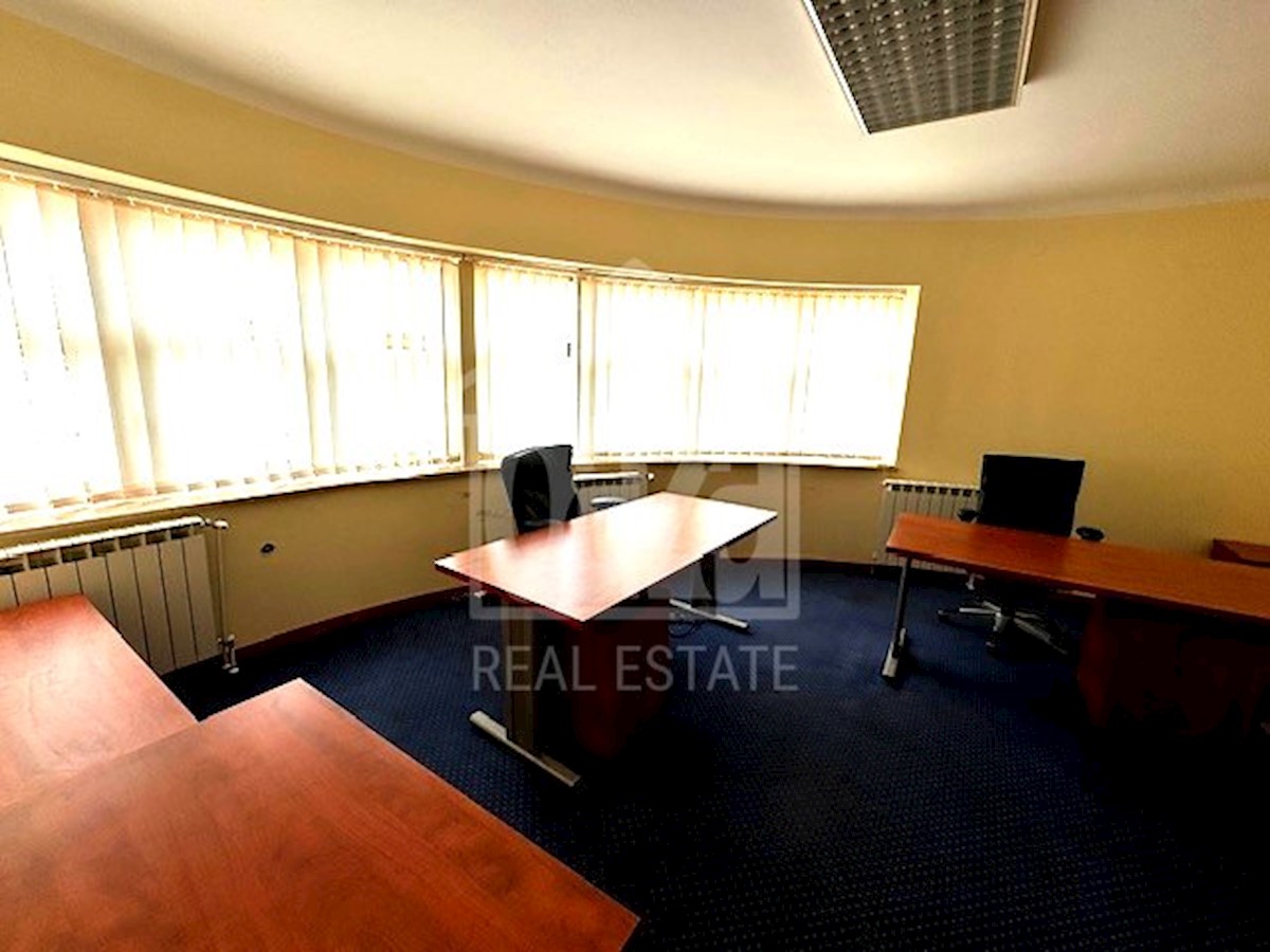 Business premises For rent - PRIMORSKO-GORANSKA RIJEKA