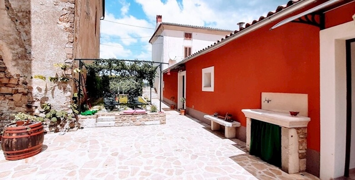 Maison À vendre - ISTARSKA MOTOVUN