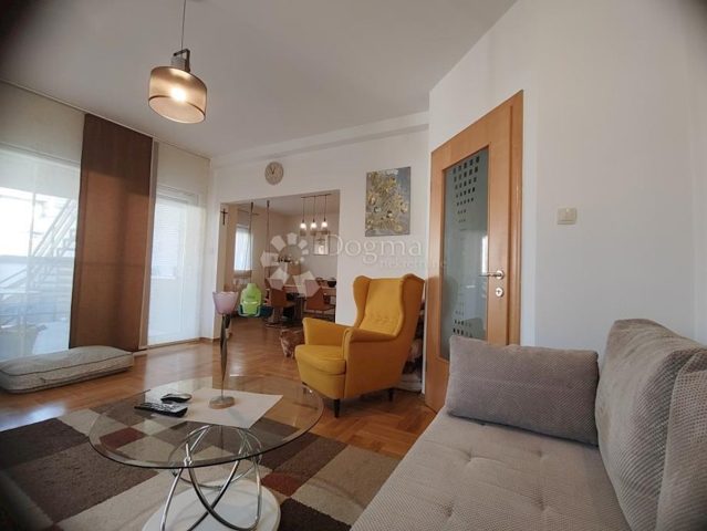Dom Na sprzedaż - Grad Zagreb Zagreb - foto 2/19