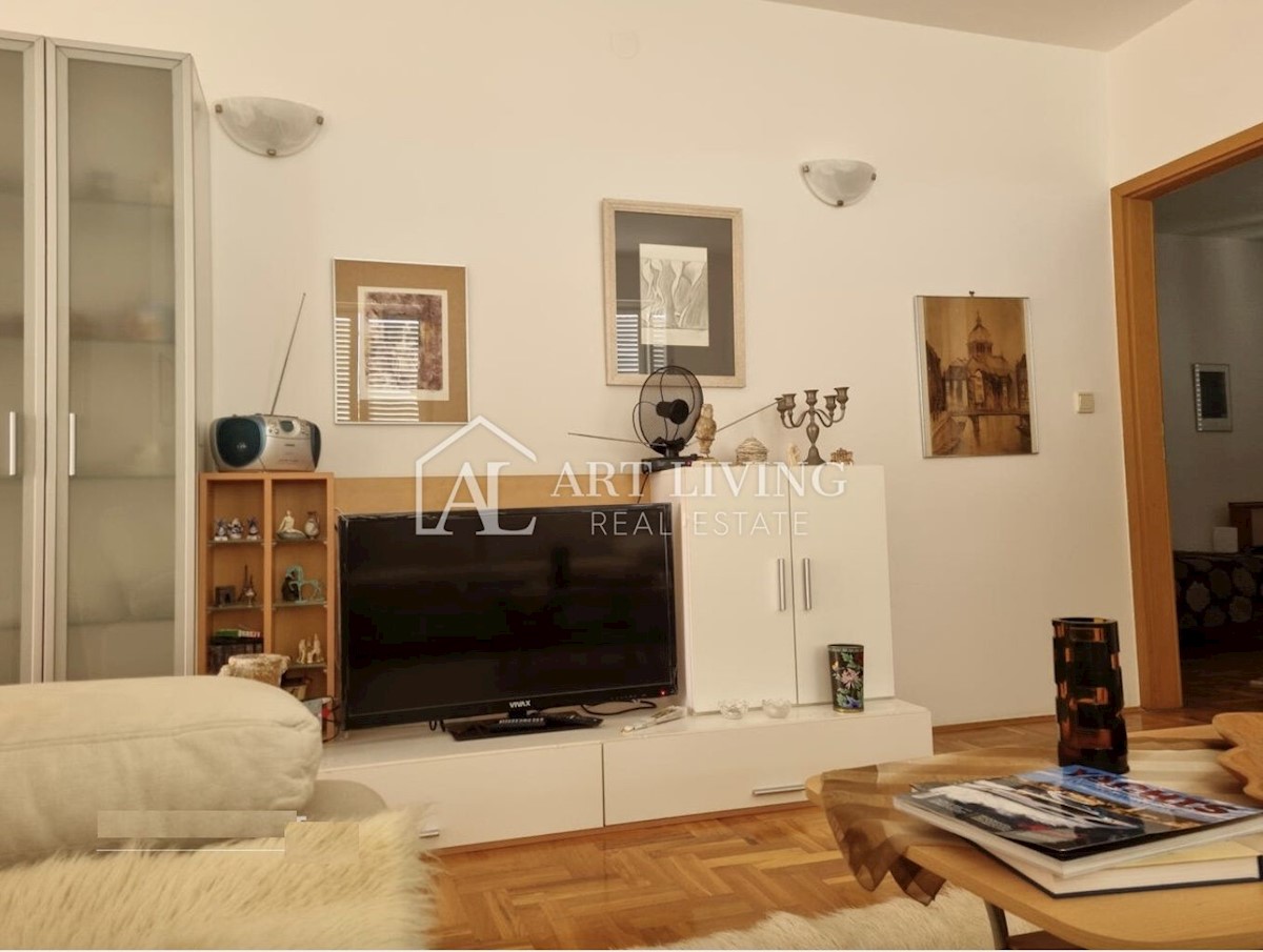 Flat For sale - PRIMORSKO-GORANSKA RAB