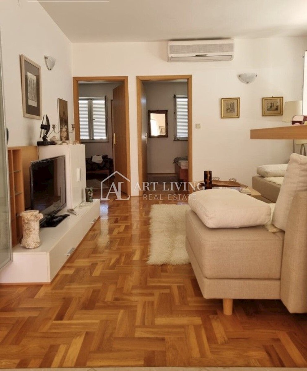 Flat For sale - PRIMORSKO-GORANSKA RAB