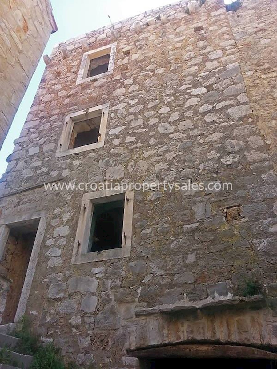 House For sale - SPLITSKO-DALMATINSKA HVAR