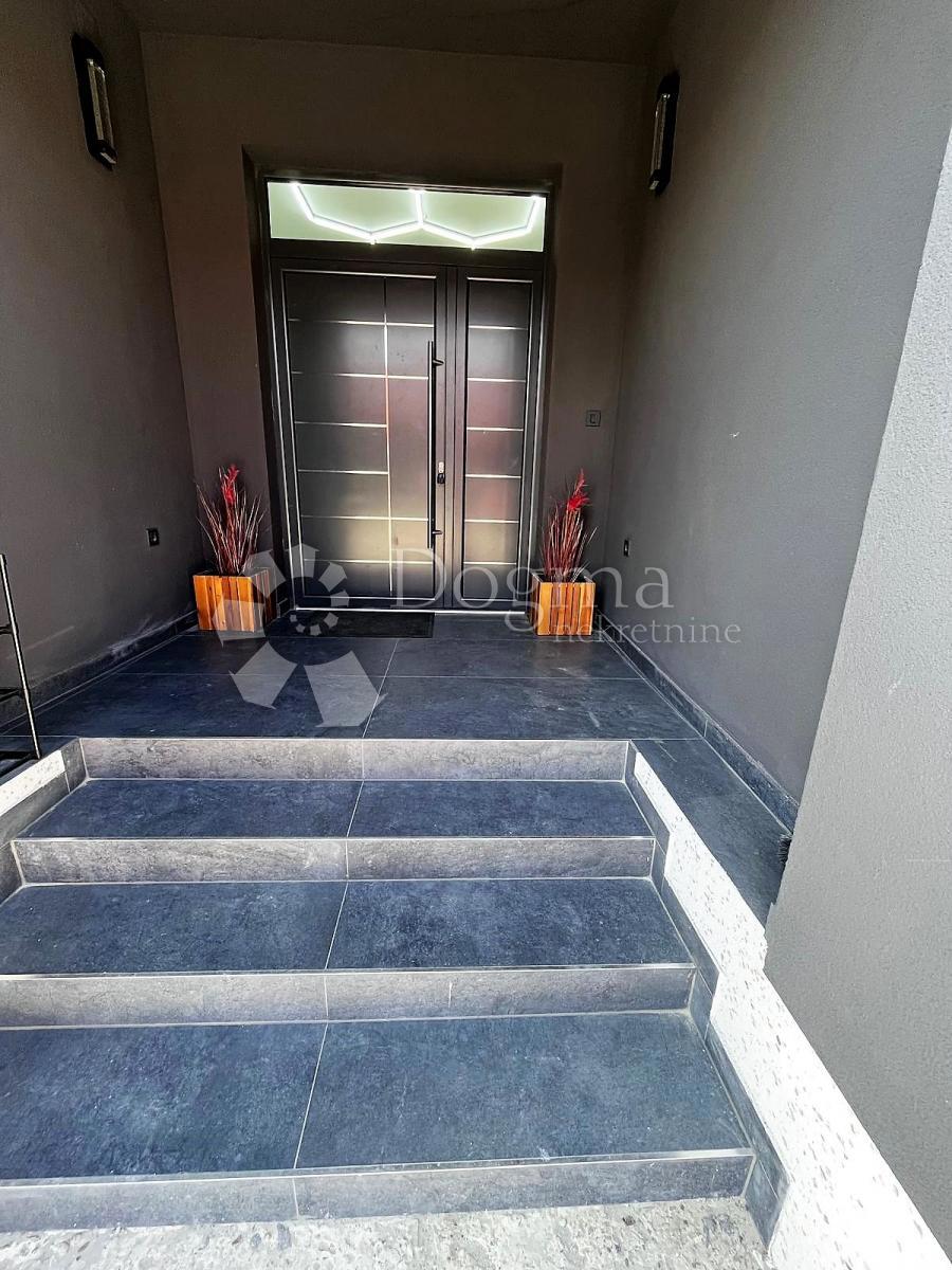 Maison À vendre - GRAD ZAGREB ZAGREB