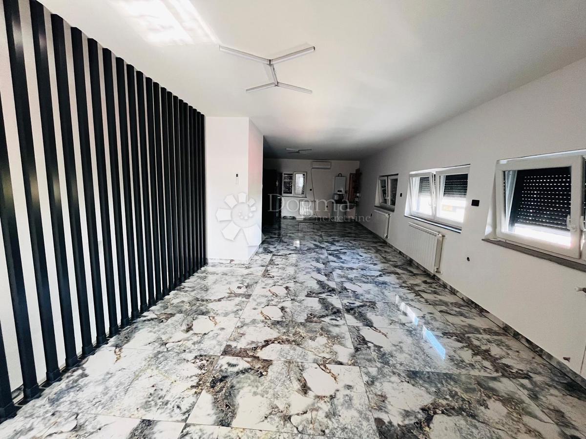 Maison À vendre - GRAD ZAGREB ZAGREB