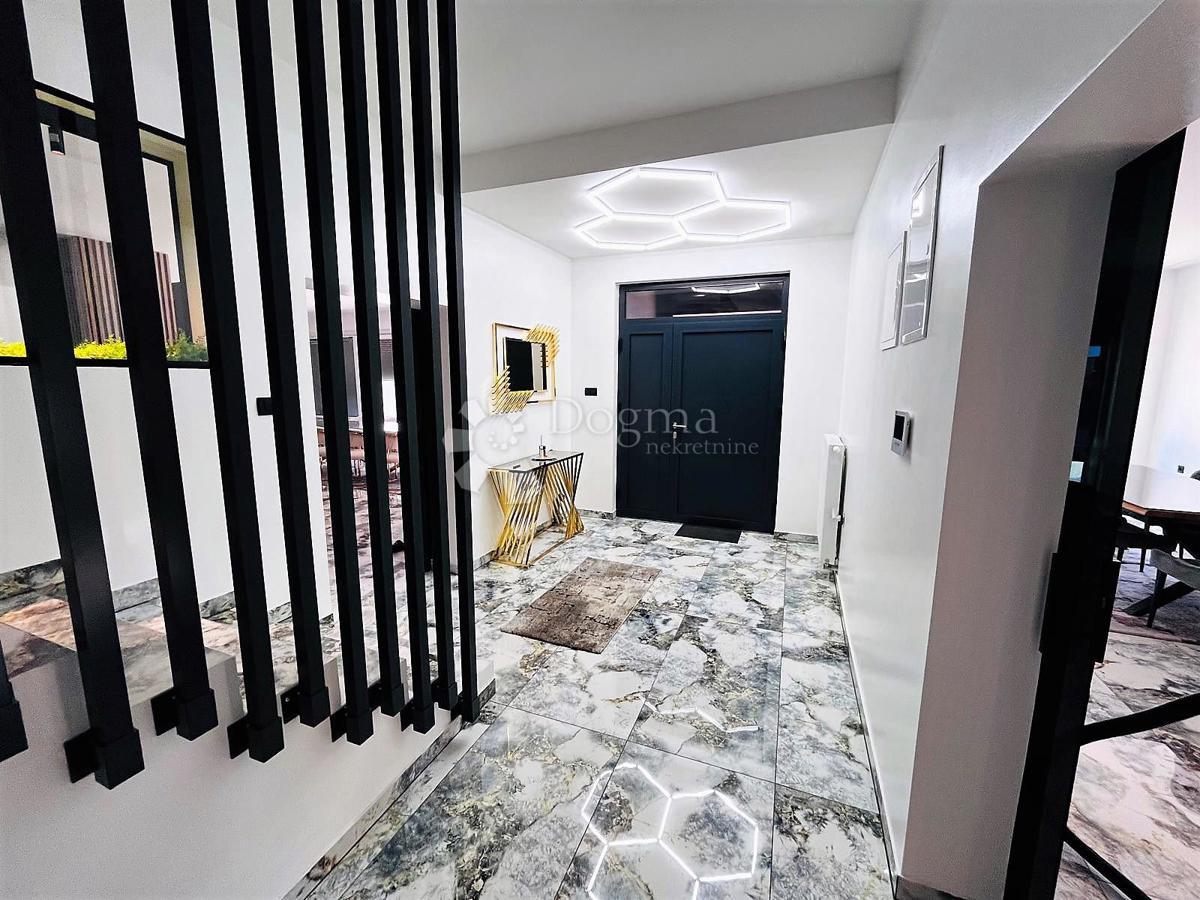 Maison À vendre - GRAD ZAGREB ZAGREB