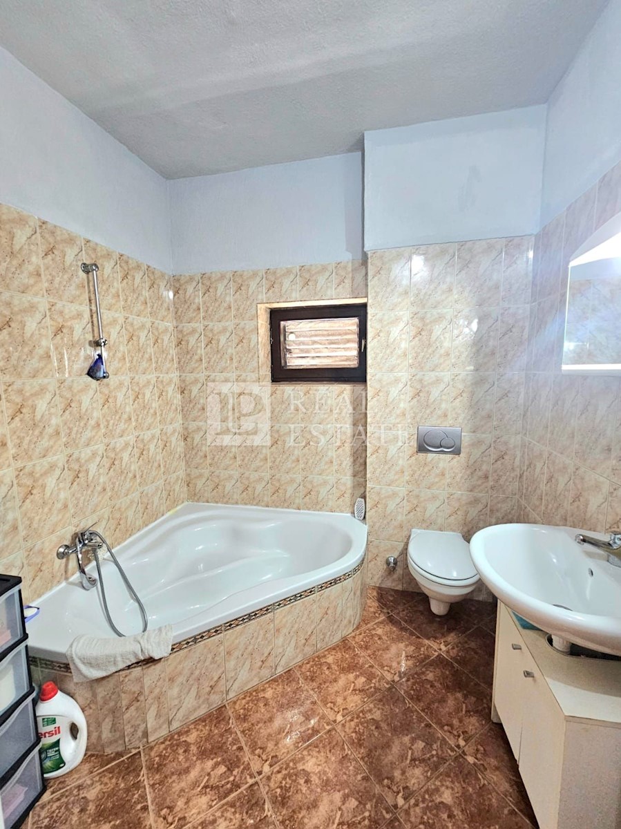 Casa In vendita - PRIMORSKO-GORANSKA NOVI VINODOLSKI