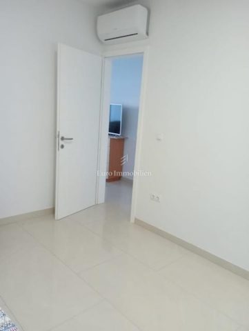 Apartma Naprodaj - šibensko-kninska Murter - foto 3/7