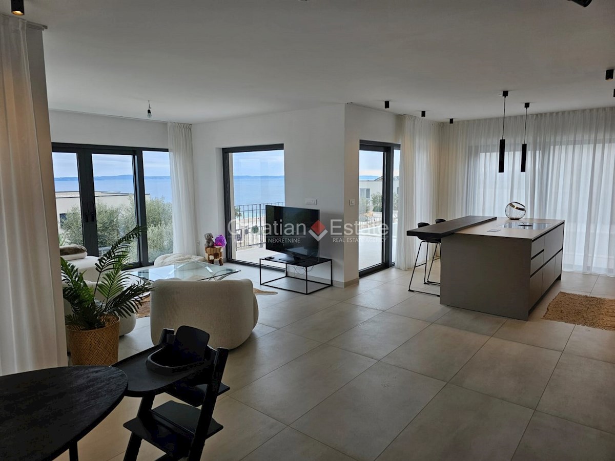 Casa In vendita - SPLITSKO-DALMATINSKA Podstrana