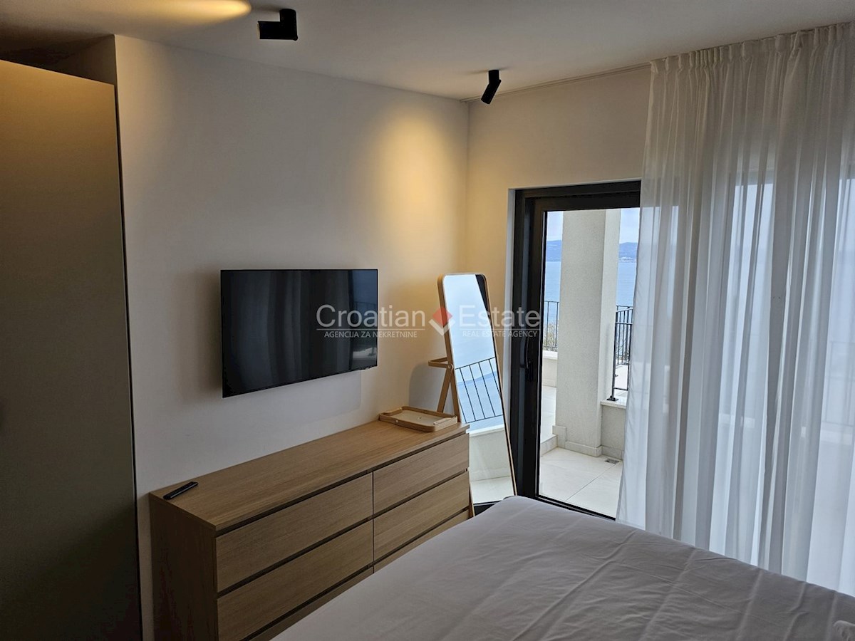 Casa In vendita - SPLITSKO-DALMATINSKA PODSTRANA