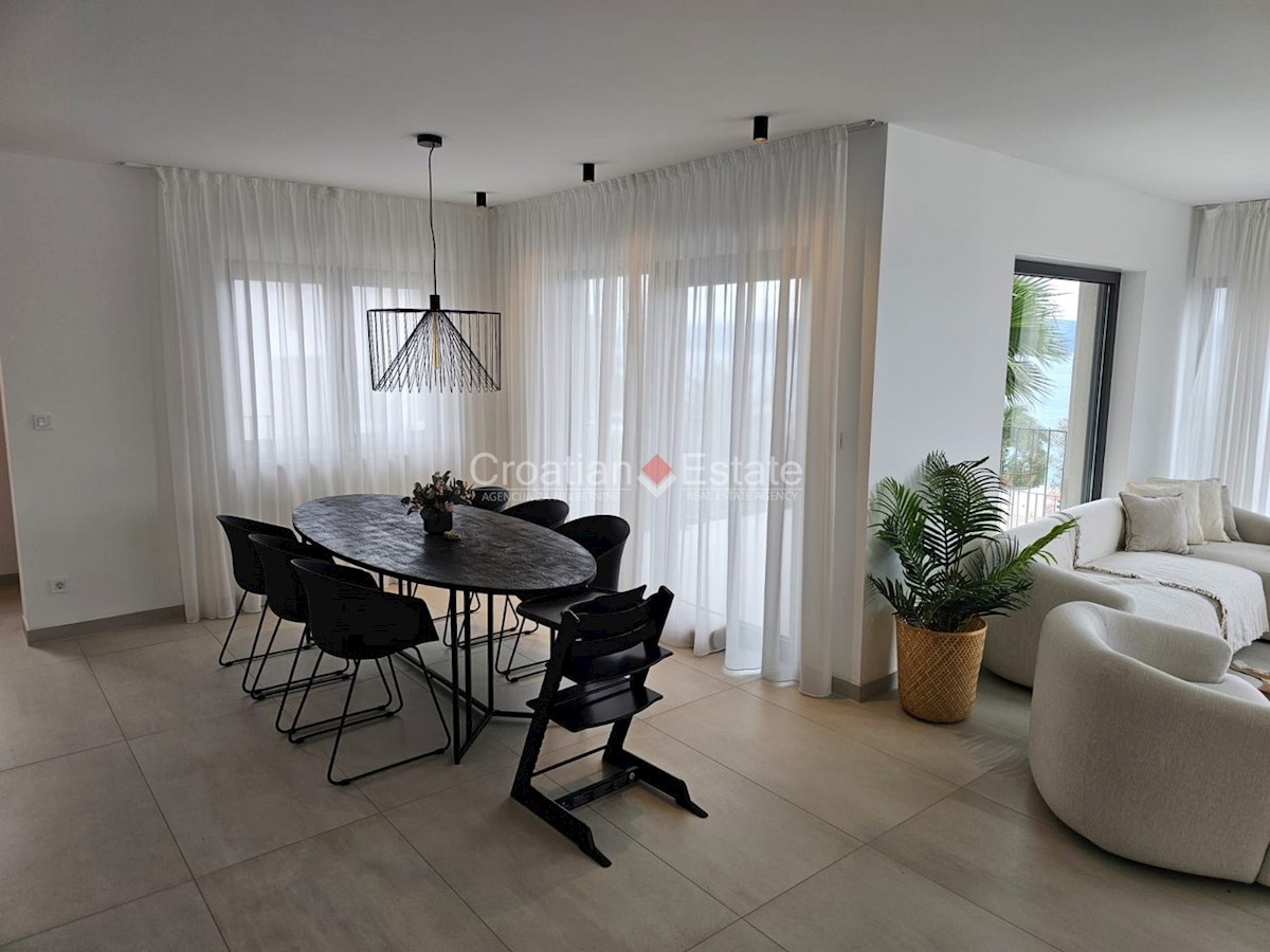 Casa In vendita - SPLITSKO-DALMATINSKA PODSTRANA