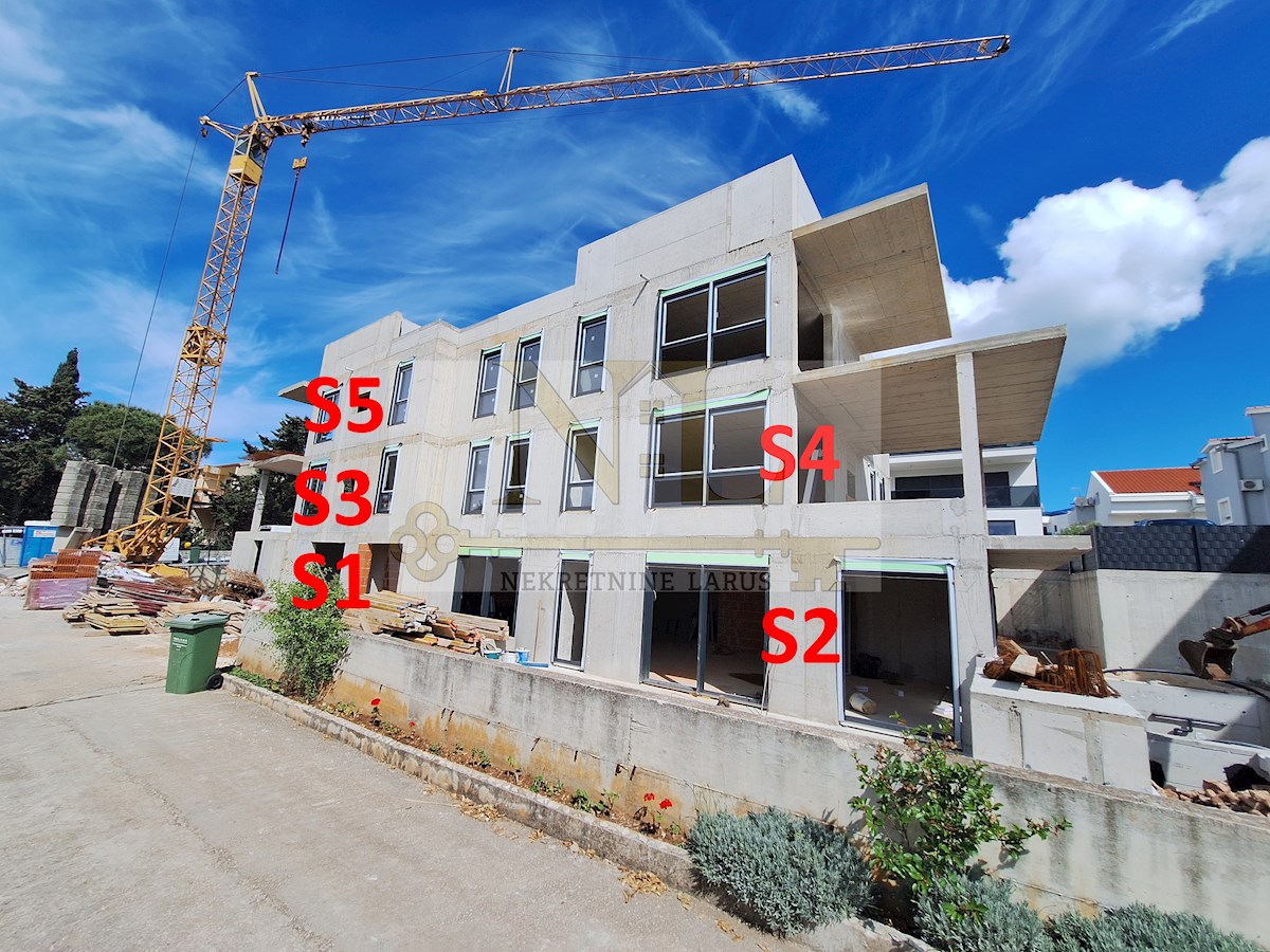 Flat For sale - SPLITSKO-DALMATINSKA ČIOVO