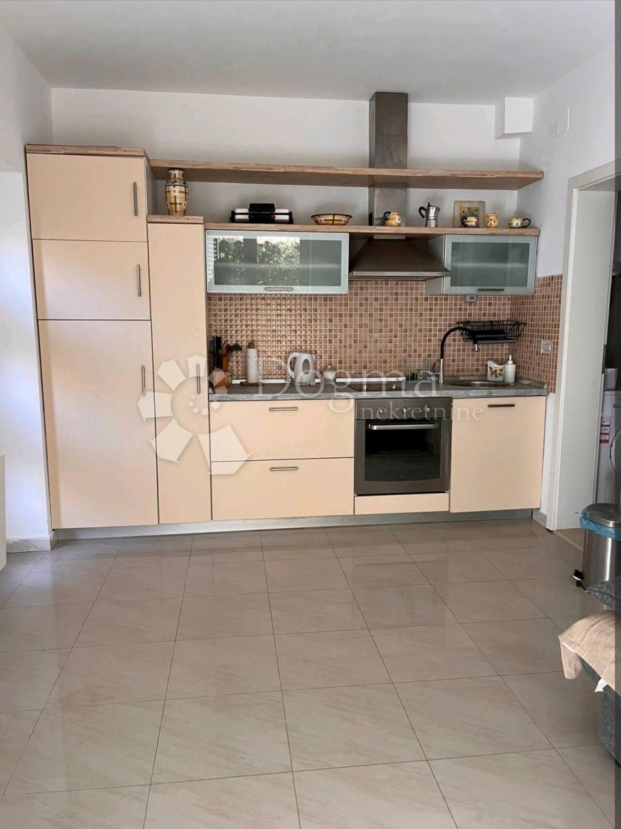 Apartmán Na predaj - LIČKO-SENJSKA NOVALJA