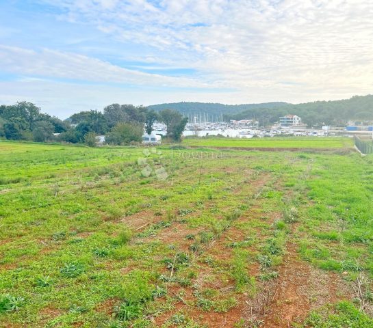 Parcela na predaj 848 m² – Pomer