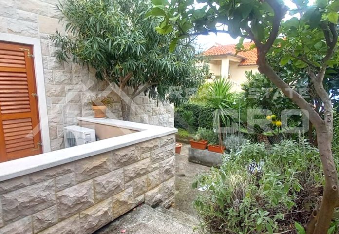 Apartment Zu verkaufen - Splitsko-dalmatinska Brač - foto 5/8