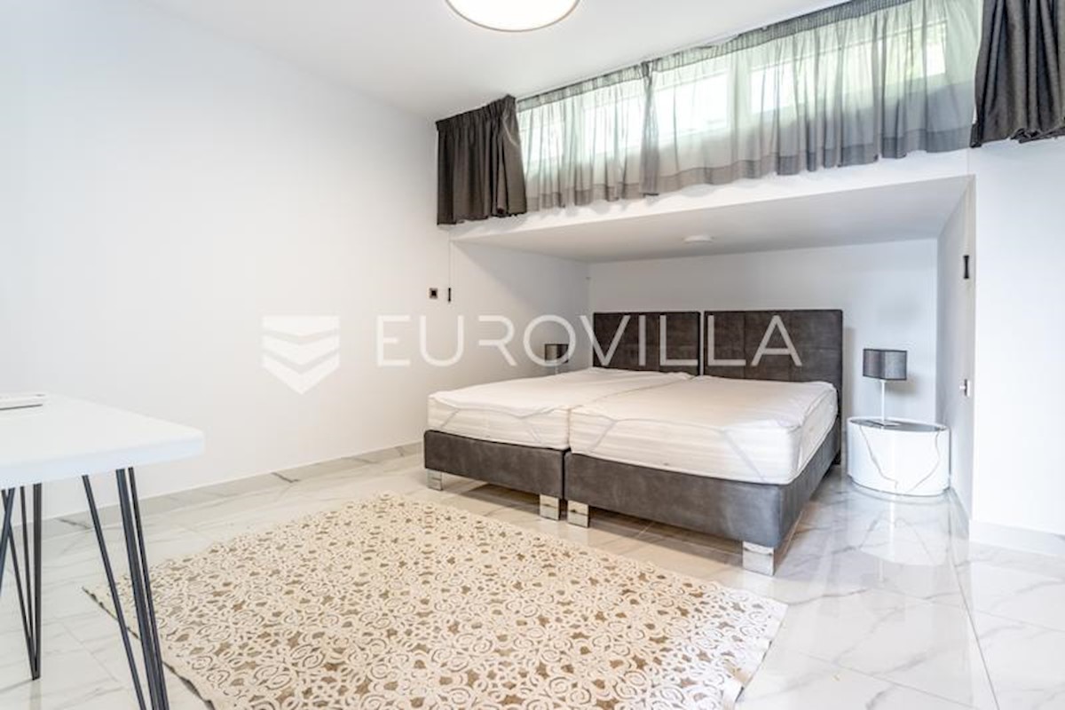 Apartment Zu verkaufen - SPLITSKO-DALMATINSKA HVAR