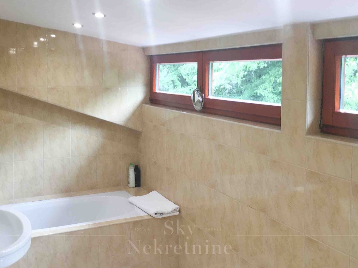 House For sale - PRIMORSKO-GORANSKA OPATIJA