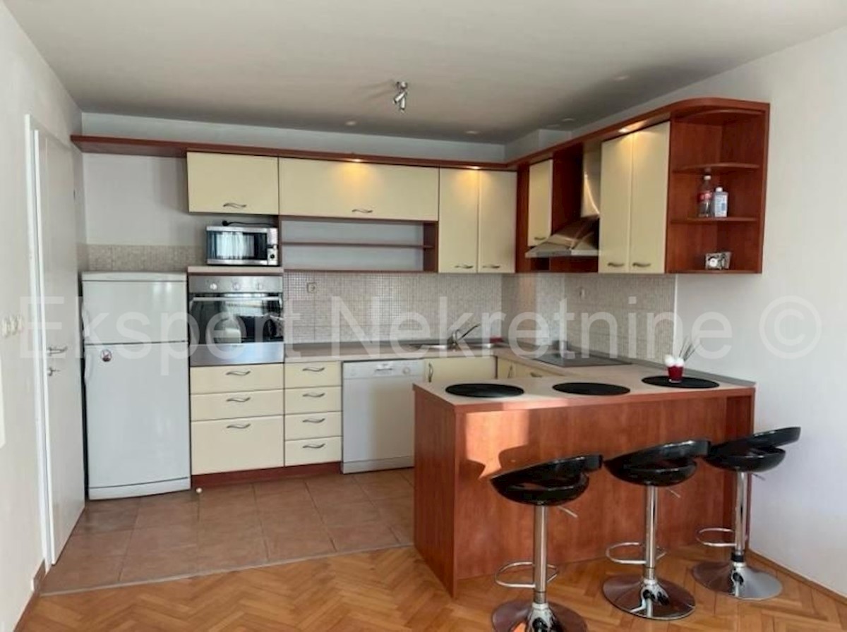 Apartment Zu vermieten - SPLITSKO-DALMATINSKA SPLIT