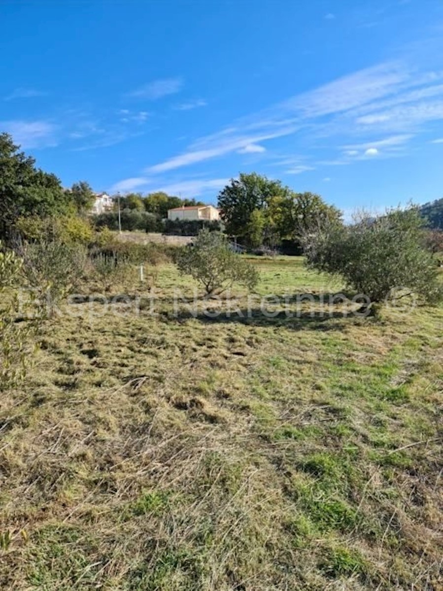 Land For sale - SPLITSKO-DALMATINSKA SPLIT