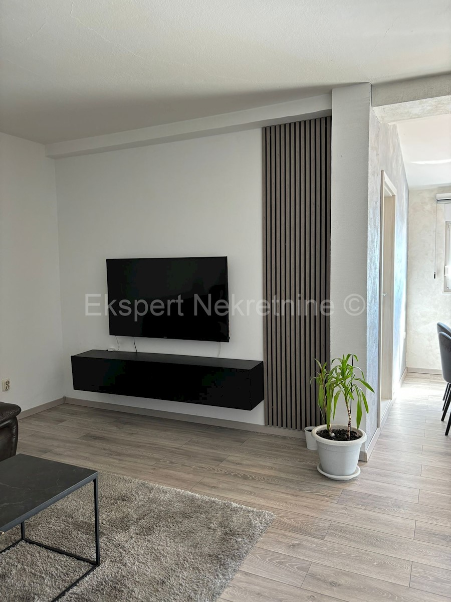 Flat For sale - SPLITSKO-DALMATINSKA DUGI RAT