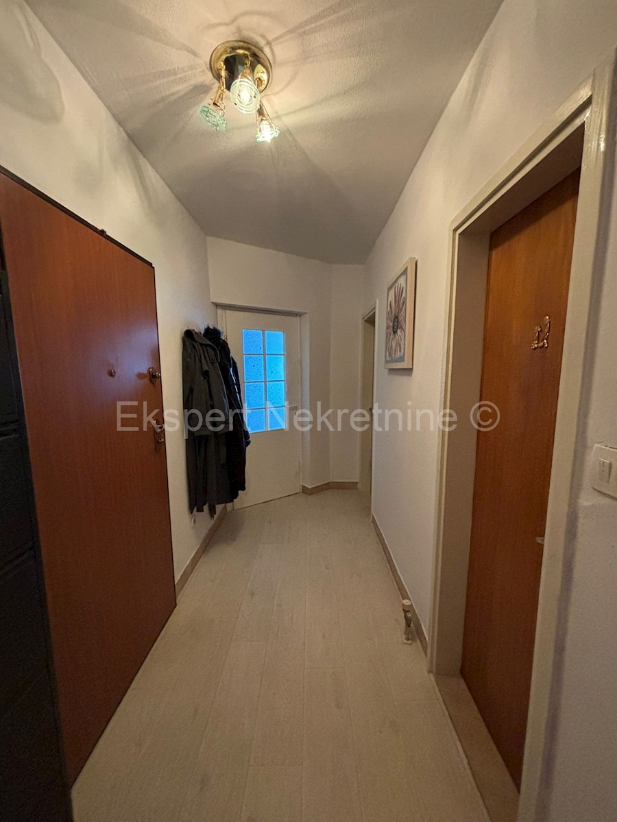 Flat For sale - SPLITSKO-DALMATINSKA DUGI RAT