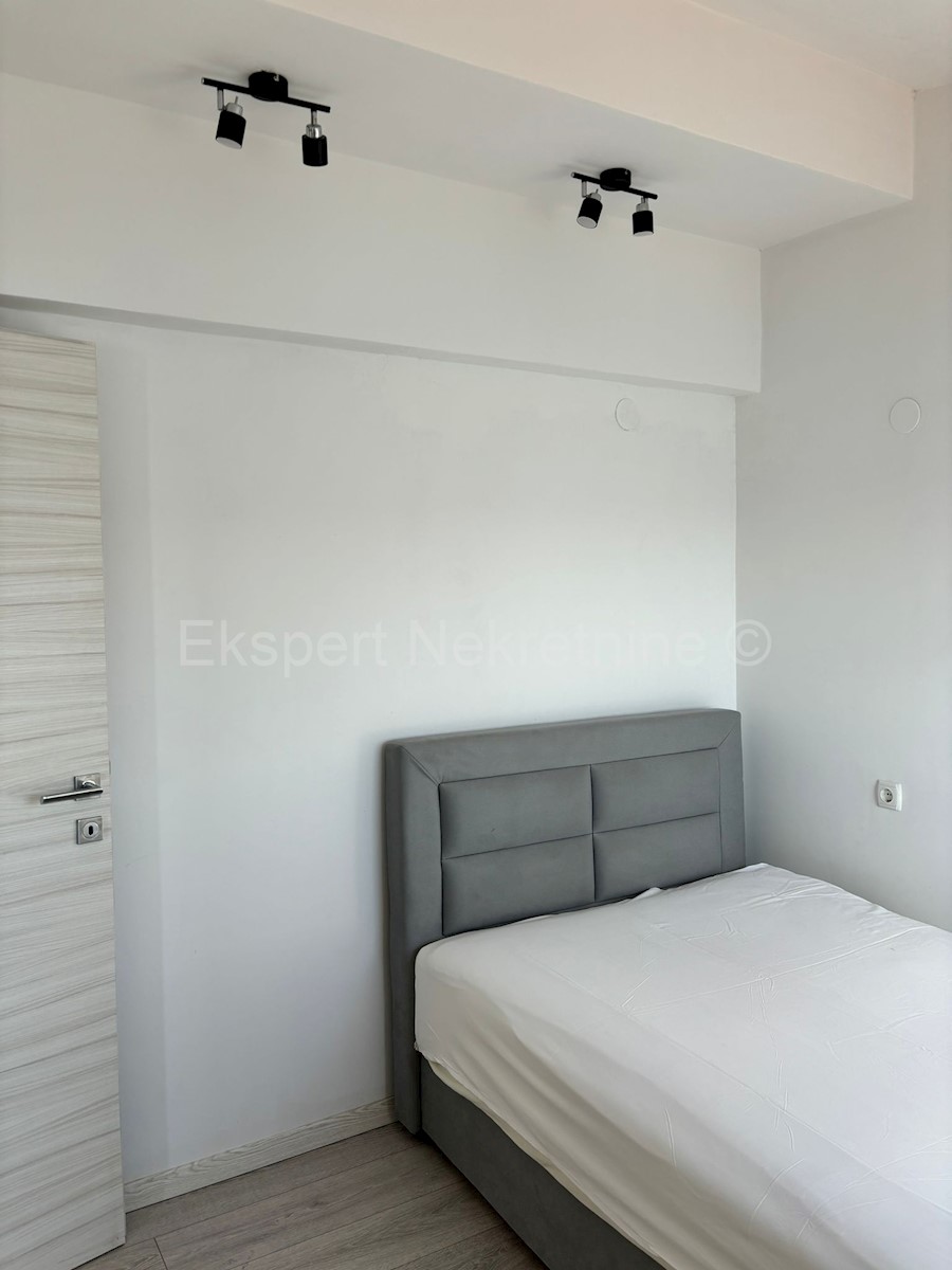 Flat For sale - SPLITSKO-DALMATINSKA DUGI RAT