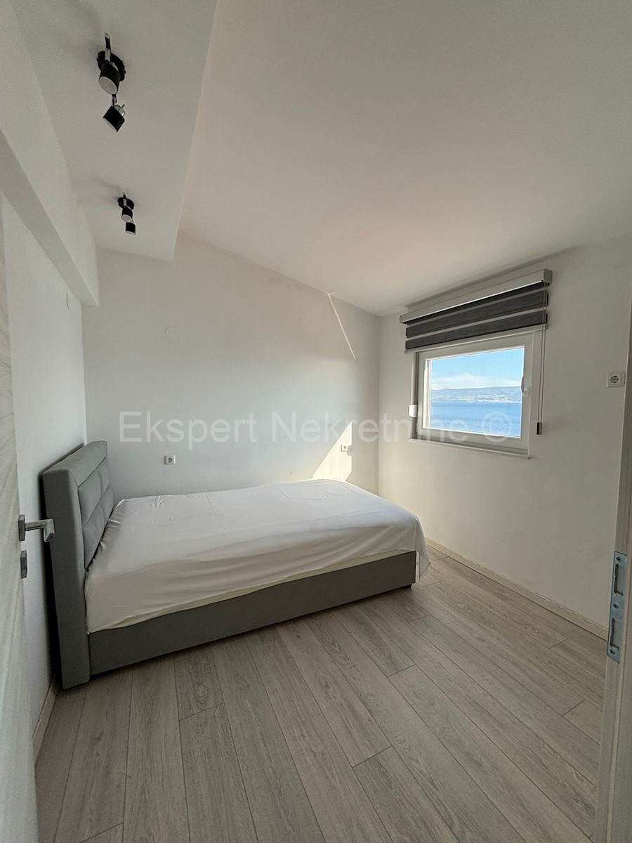 Flat For sale - SPLITSKO-DALMATINSKA DUGI RAT