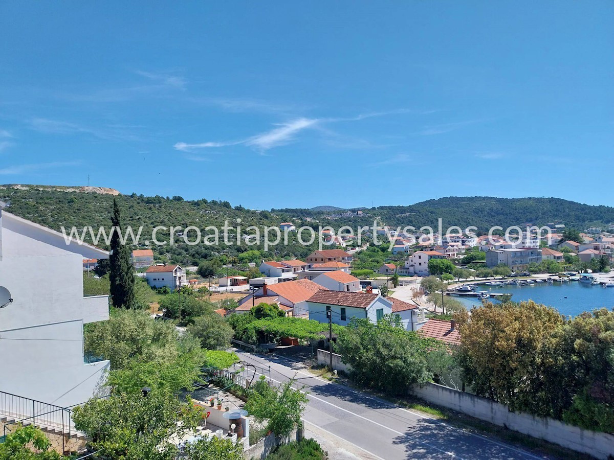 Haus Zu verkaufen - SPLITSKO-DALMATINSKA TROGIR