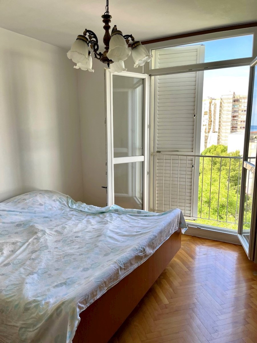 Apartment Zu verkaufen - SPLITSKO-DALMATINSKA SPLIT