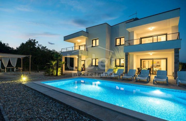 House for sale 300 m² – Žgaljići