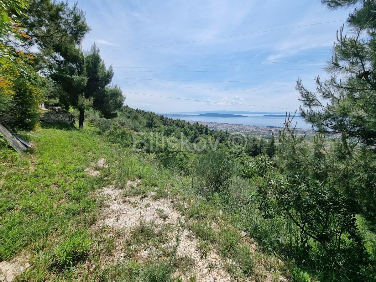 Land For sale - SPLITSKO-DALMATINSKA KAŠTELA