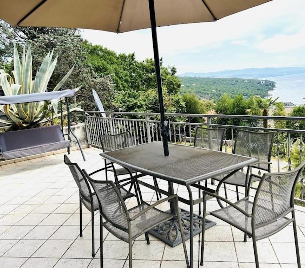 Flat For rent - PRIMORSKO-GORANSKA OPATIJA