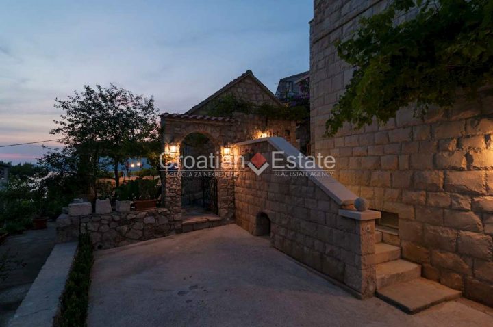 Kuća Na prodaju - Splitsko-dalmatinska Omiš - foto 3/24