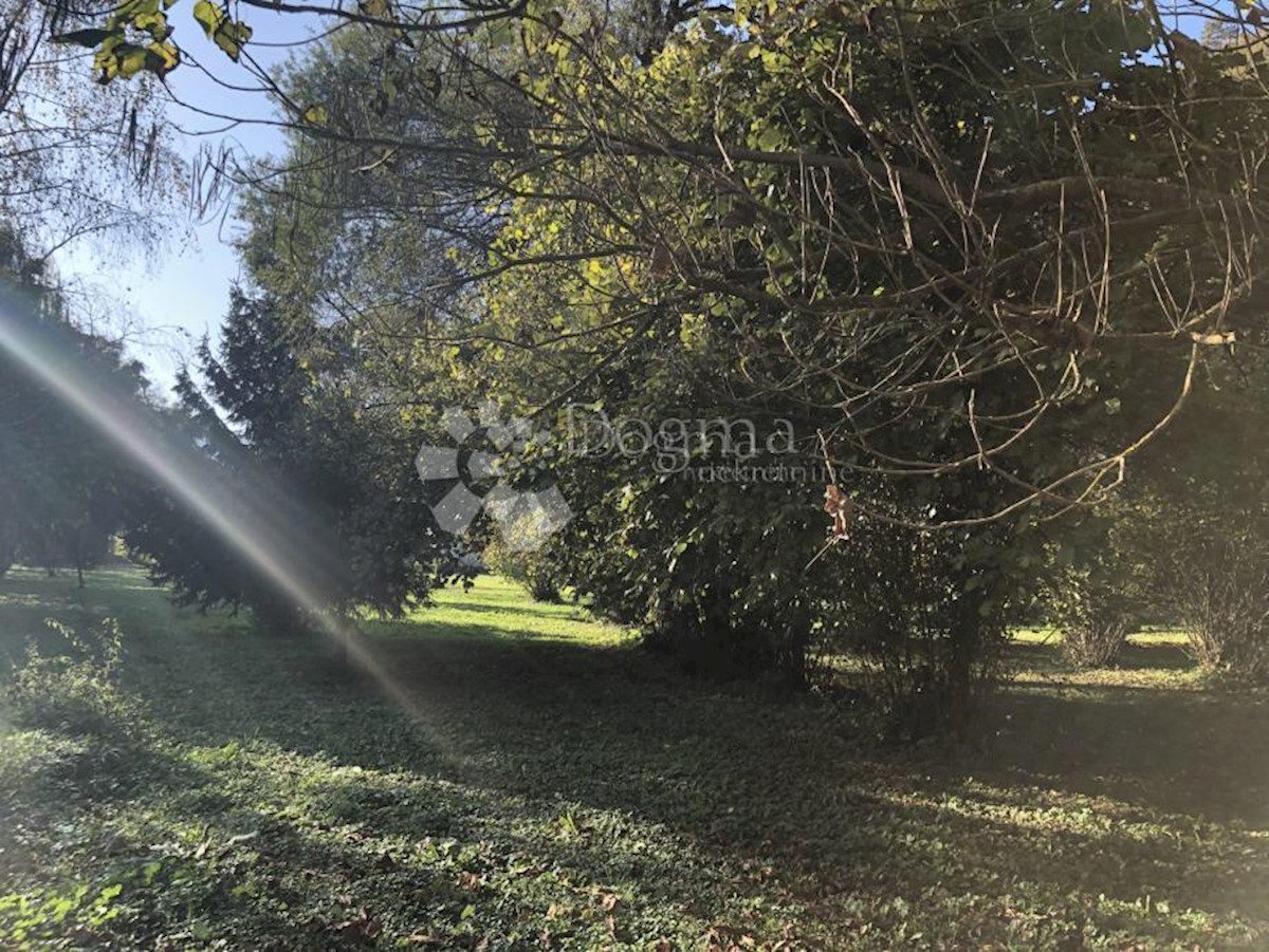 Land For sale - ZAGREBAČKA SAMOBOR