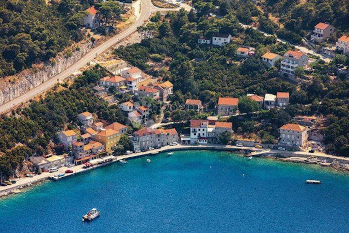 Business premises for sale 65 m² – Sobra