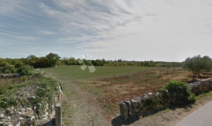 Terreno in vendita 647 m² – Orbanići