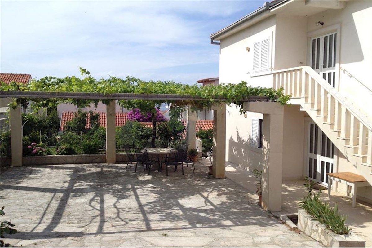 House For sale - SPLITSKO-DALMATINSKA SUPETAR