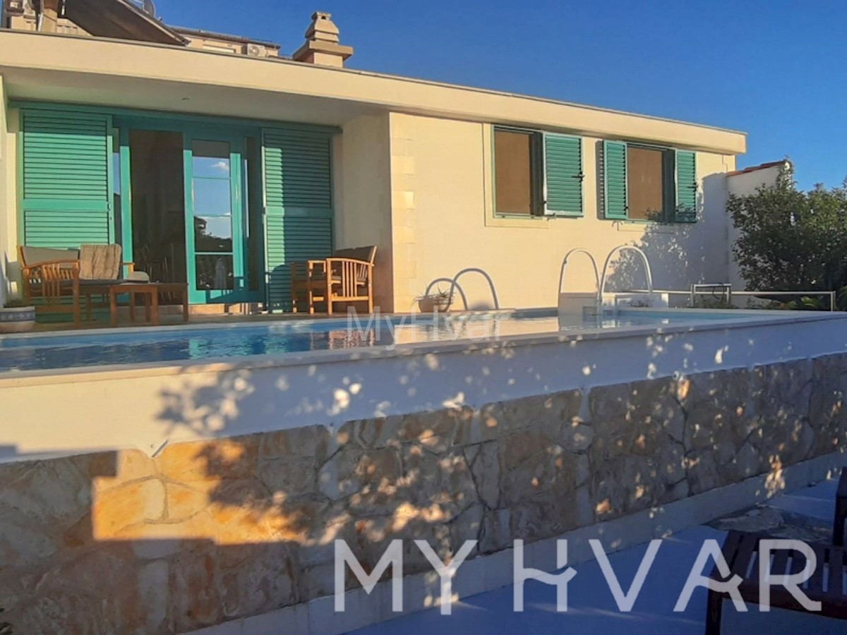 Casa In vendita - SPLITSKO-DALMATINSKA HVAR