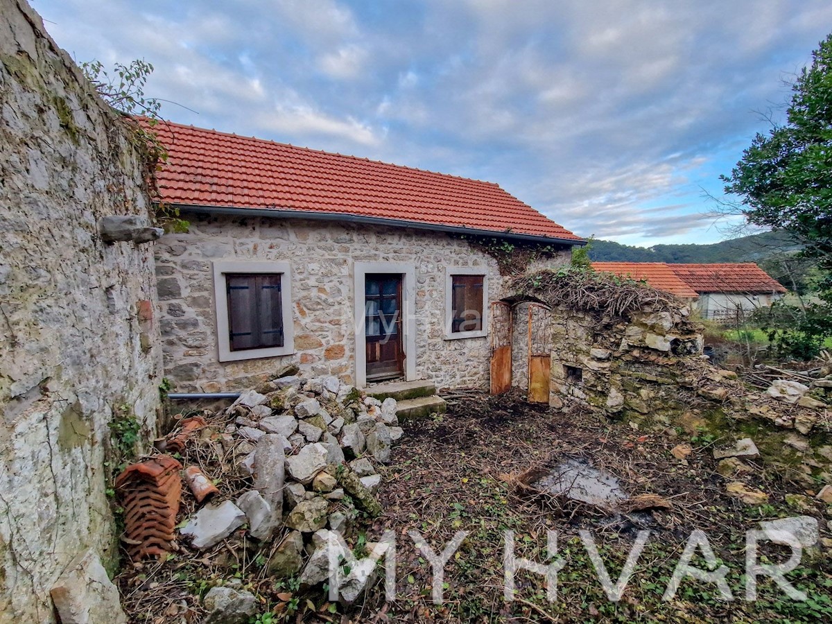 Kuća Na prodaju - SPLITSKO-DALMATINSKA STARI GRAD