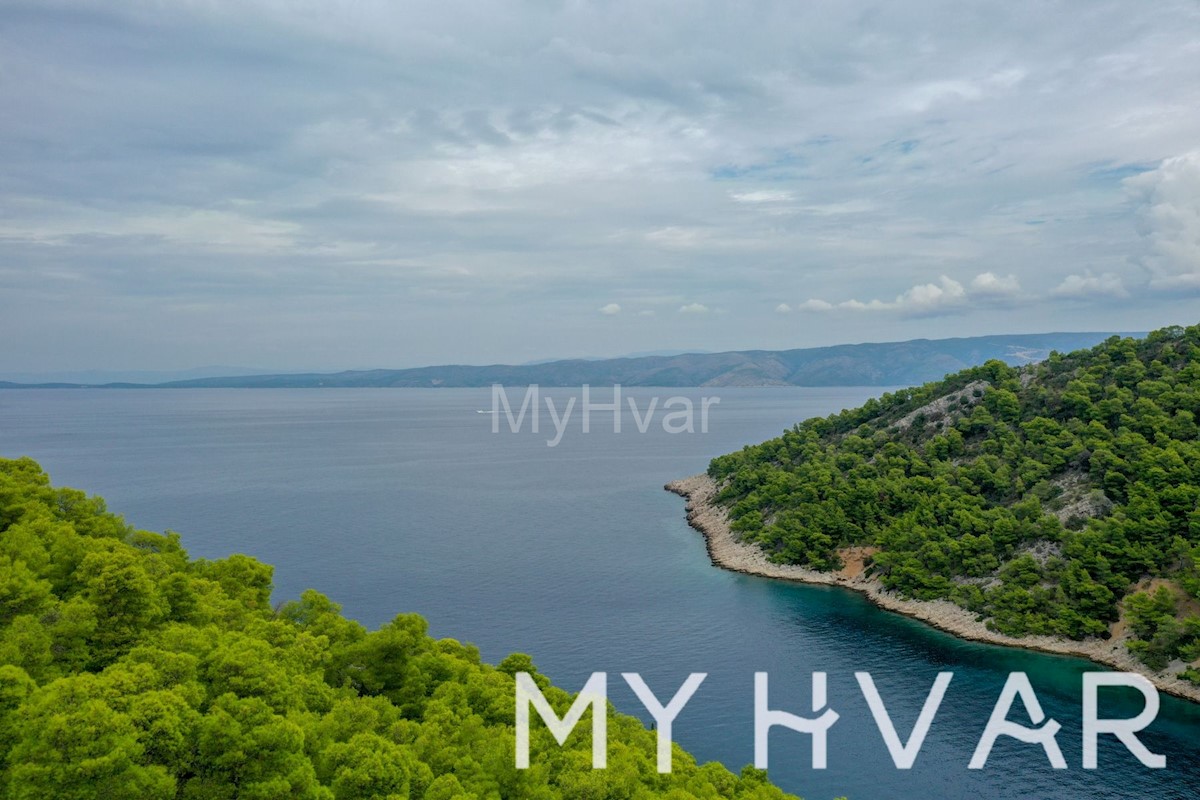 Land For sale - SPLITSKO-DALMATINSKA HVAR