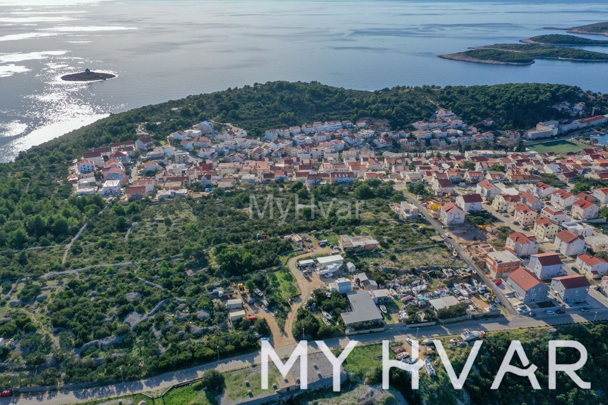 Pozemok Na predaj - SPLITSKO-DALMATINSKA HVAR