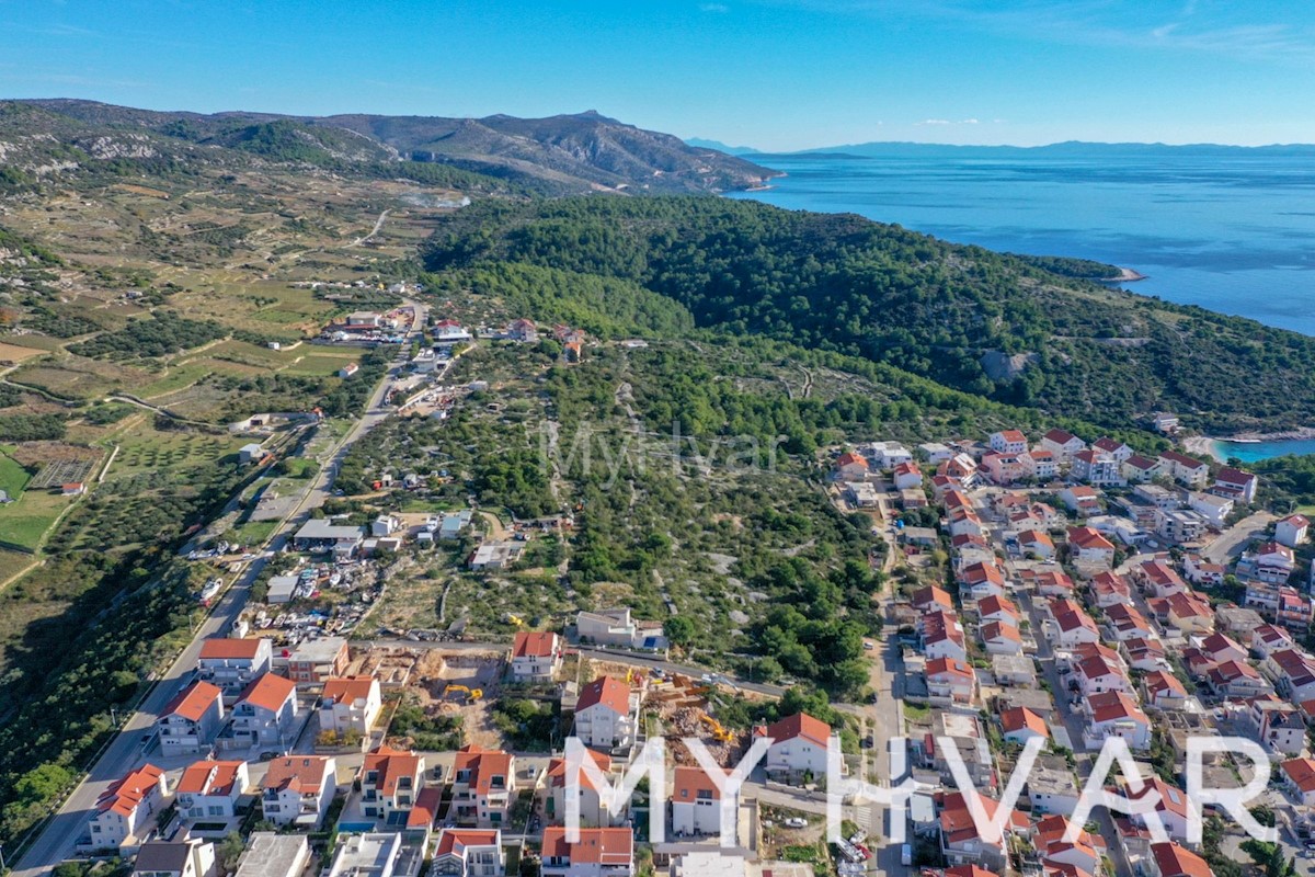 Pozemok Na predaj - SPLITSKO-DALMATINSKA HVAR